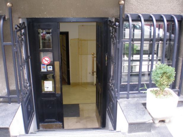 Poslovni prostor: Zagreb (Utrina), ulični lokal, 25 m2 (iznajmljivanje)